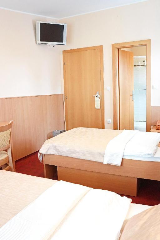 Guest House Pri Gondoli マリボル エクステリア 写真
