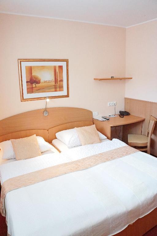 Guest House Pri Gondoli マリボル エクステリア 写真